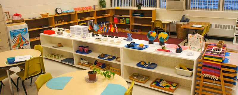 montessori classroom setup